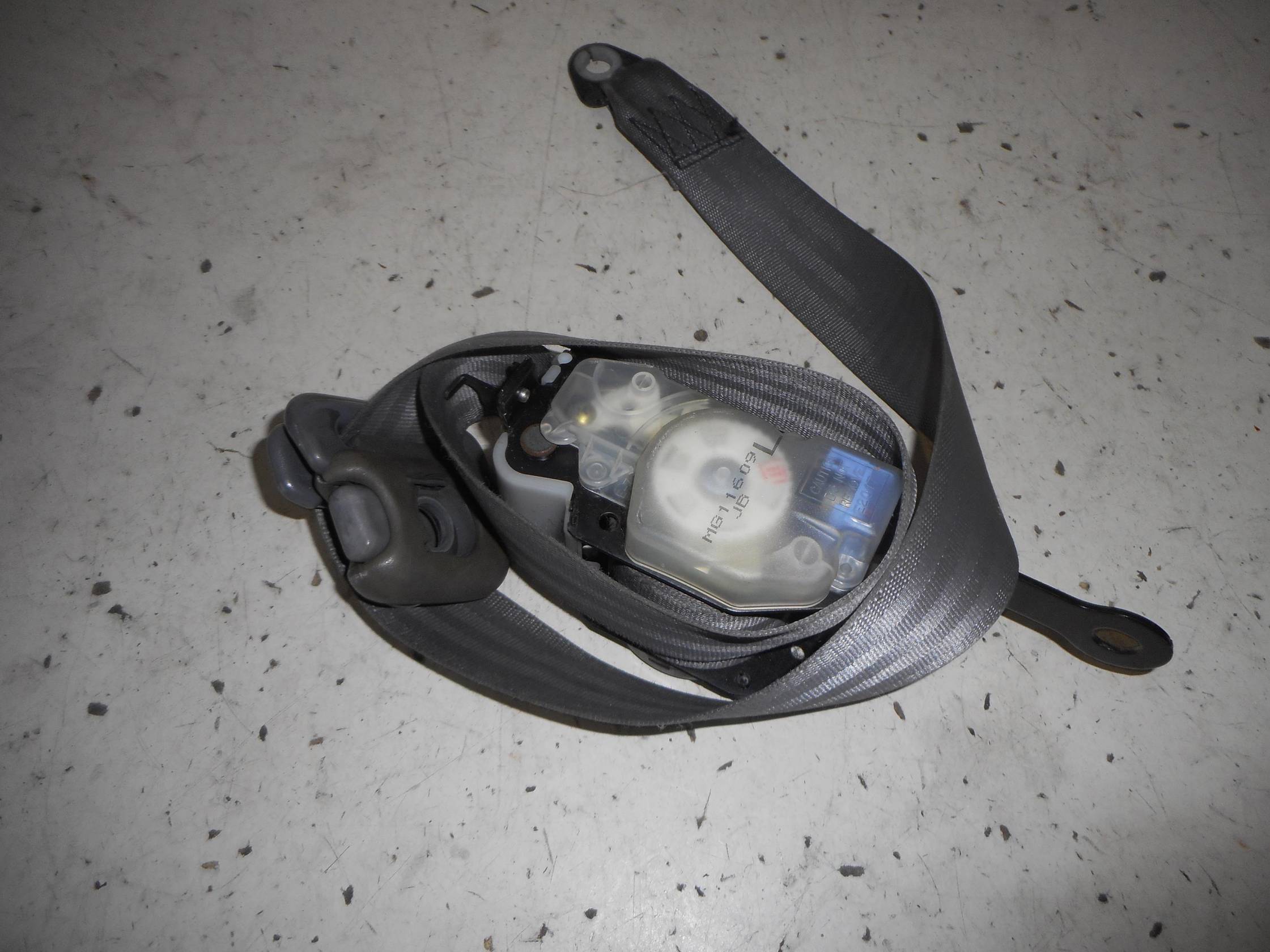 Cintura sicurezza ant. sx.